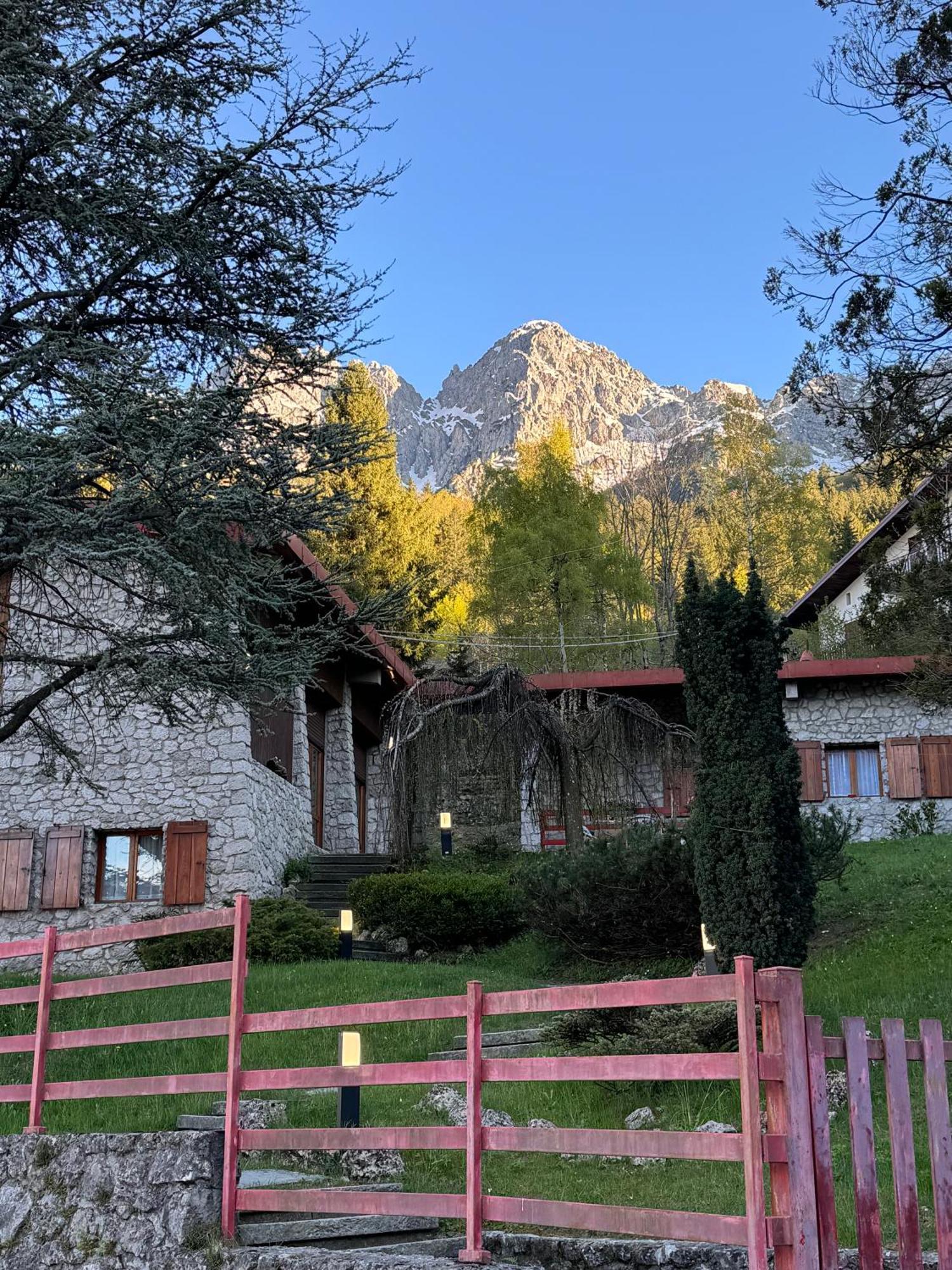 Villa Drago Chalet Oltre il Colle Exterior foto